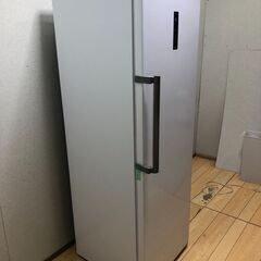 1ドア 冷凍庫 JF274HM01GR 2024年 定格内容積 274L  自動霜取り 霜取り不要 ファン式 家庭用 業務用 大容量 右開き ノンフロン フリーザー ストッカー 冷凍 スリム 冷凍食品 ストック キッチン家電 アラーム機能 ホワイト MAXZEN マクスゼン 【糸島市内 送料無料】250719-2の画像