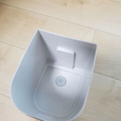 ニトリ　下から出るシールフックディスペンサー リキッドタイプ(250mL ホワイト) の画像