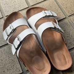 レディースサンダルの画像