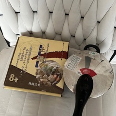 圧力鍋と土鍋8号のセット50円の画像