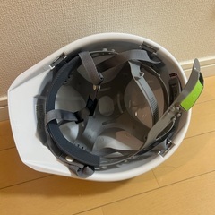 【無料‼️】未使用ヘルメットの画像