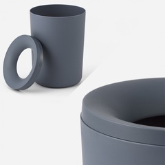【新品未使用】ケユカ　ゴミ箱の画像