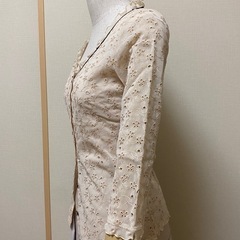刺繍レースカーディガン 日本製　イトキンの画像