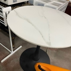 70%OFF　TOKYOインテリア　カフェテーブル　大理石調の画像