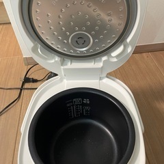 アイリスオーヤマ　炊飯器の画像