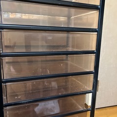 収納棚の画像