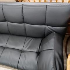 【ジモティー割引で最大15％OFF⭐️】 2人掛けソファーベッドの画像
