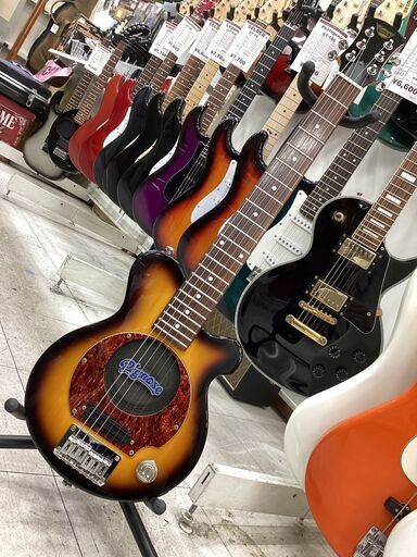 訳あり！pignose pgg200 スピーカー内蔵エレキギター ケースつき Amazon | Pignose ピグノーズ エレキギター ソフトケース付 PGG