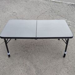 テーブル 折りたたみテーブル ＢＢＱ キャンプ 黒/ブラック 高さ2段階調整 アウトドア 札幌市 中央区 南12条の画像