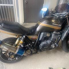 大型バイクの画像