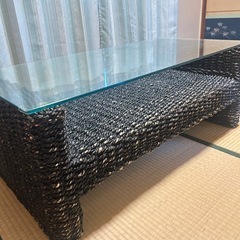 取引中
アジアン風テーブルの画像
