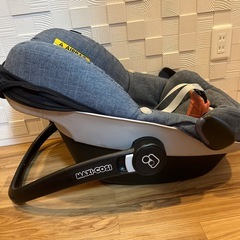 出産準備に！新生児期から使えるMAXI-COSI チャイルドシート　の画像
