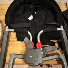 カトージ　テーブル用ベビーチェアの画像