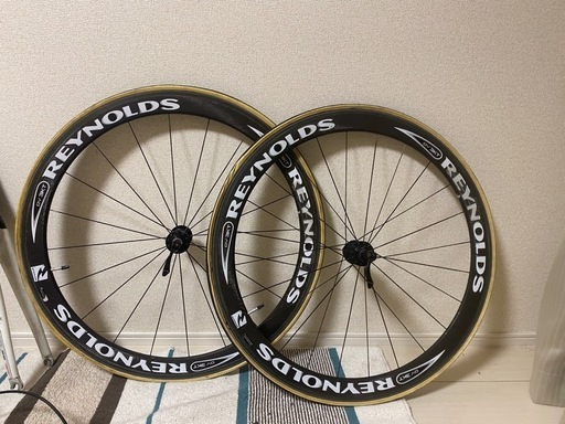 レイノルズ DV 3KT カーボンホイールセット レイノルズ DV 3KT カーボンホイールセット