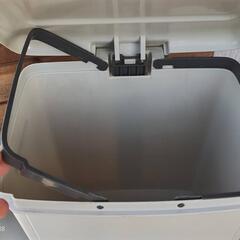 ダストボックス　2段　ゴミ箱の画像