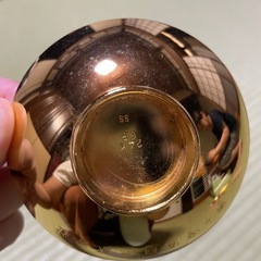 金の盃の画像