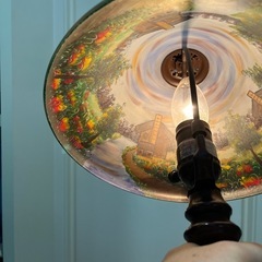 アンティーク　テーブルランプ　スタンドライト　風景画　デスクライト　彫刻　PAINTED GLASS TABLE LAMPの画像