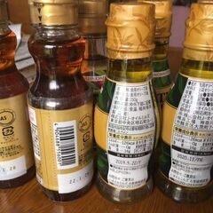 食用ではない5年前のオイル（オリーブとゴマ）の画像