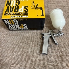 スプレーガン
BULLCRAFT MINI COMPRESSOR E 1308の画像