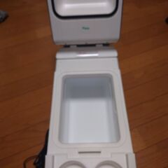 【TERZO】車載用温冷庫　DC電源の画像