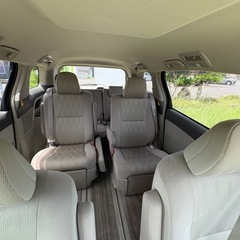 トヨタエスティマ 車検8.7.5までの画像