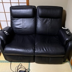 電動ソファ　２人掛けソファ の画像
