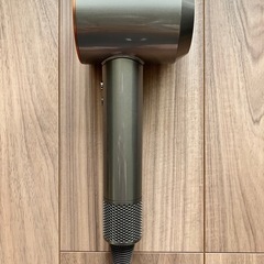 dyson-ダイソン-ヘアードライヤーの画像