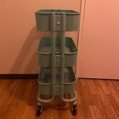 無料　IKEA ラックの画像