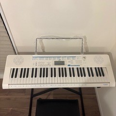 美品　カシオ　光ナビゲーション　電子ピアノ
 の画像