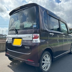 月々9千円〜分割可❗️車検2年付き！【名義変更代込み】広い車内！大人気‼️ダイハツ タントカスタム☆HDDナビ付き☆走行中DVD見れます♪ETC付き☆純正アルミ☆事故修復歴無し☆電動スライドドア☆ドライブレコーダー☆そのまま乗って帰れます！の画像
