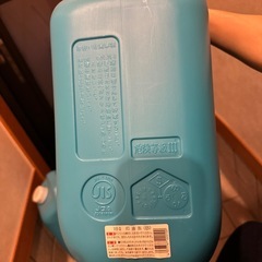 【美品】18ℓ灯油缶2個セット　JISマーク付（ノズル付き）の画像
