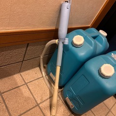 【美品】18ℓ灯油缶2個セット　JISマーク付（ノズル付き）の画像