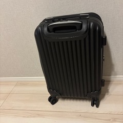 機内持ち込みサイズ　キャリーケースの画像