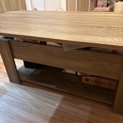昇降式テーブルの画像