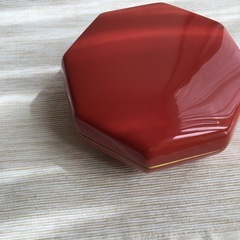 NIKKOニッコー  蓋物 八角小物入れ  きれいな朱色 の画像