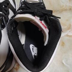 NIKE  ハイカットスニーカーの画像