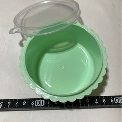 新品　未使用　食品用タッパー5個 シール容器　new plastic food containerの画像
