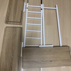 ランドリーラック(洗濯機裏や横に置くつっぱり式ラック)の画像