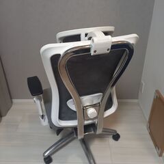 メッシュ　オフィスチェア（グレー）の画像