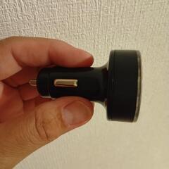 6-in-1高速車載充電器の画像
