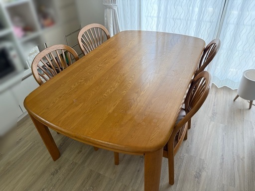 ダイニングテーブルセット　4人用