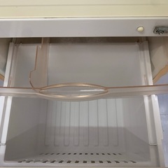 National ナショナルノンフロン冷凍冷蔵庫 品番 NR-B122J-D形の画像