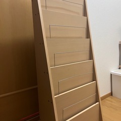 マガジンラック 本棚 の画像