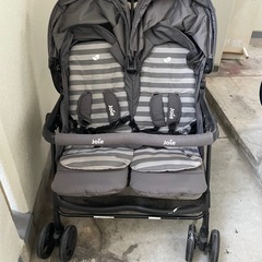 双子ベビーカー　お渡し予定確定の画像