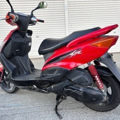 ⭐️自賠責長い！令和11年❗️シグナスX.125.SR⭐️エアクリーナー・プラグなど新品交換済みで快調⭐️125cc原付二種スクーター⭐️の画像