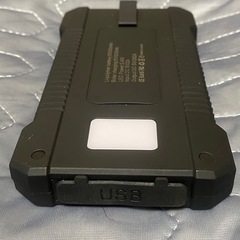 コンパクトで超高性能‼️ソーラーモバイルバッテリー❣️の画像