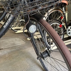 自転車 SUB CREW ブラウン 変速ギア6段 ママチャリ 通勤 通学 URBAN CLASSIC CRUISER SHIMANOの画像