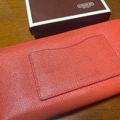 91%オフ❣️激安処分SALE🎀COACH長財布♡ラウンドジップレザー シリアルナンバーあり💓‪の画像
