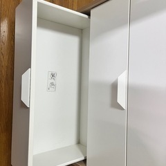 収納家具の画像