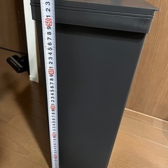 ゴミ箱の画像